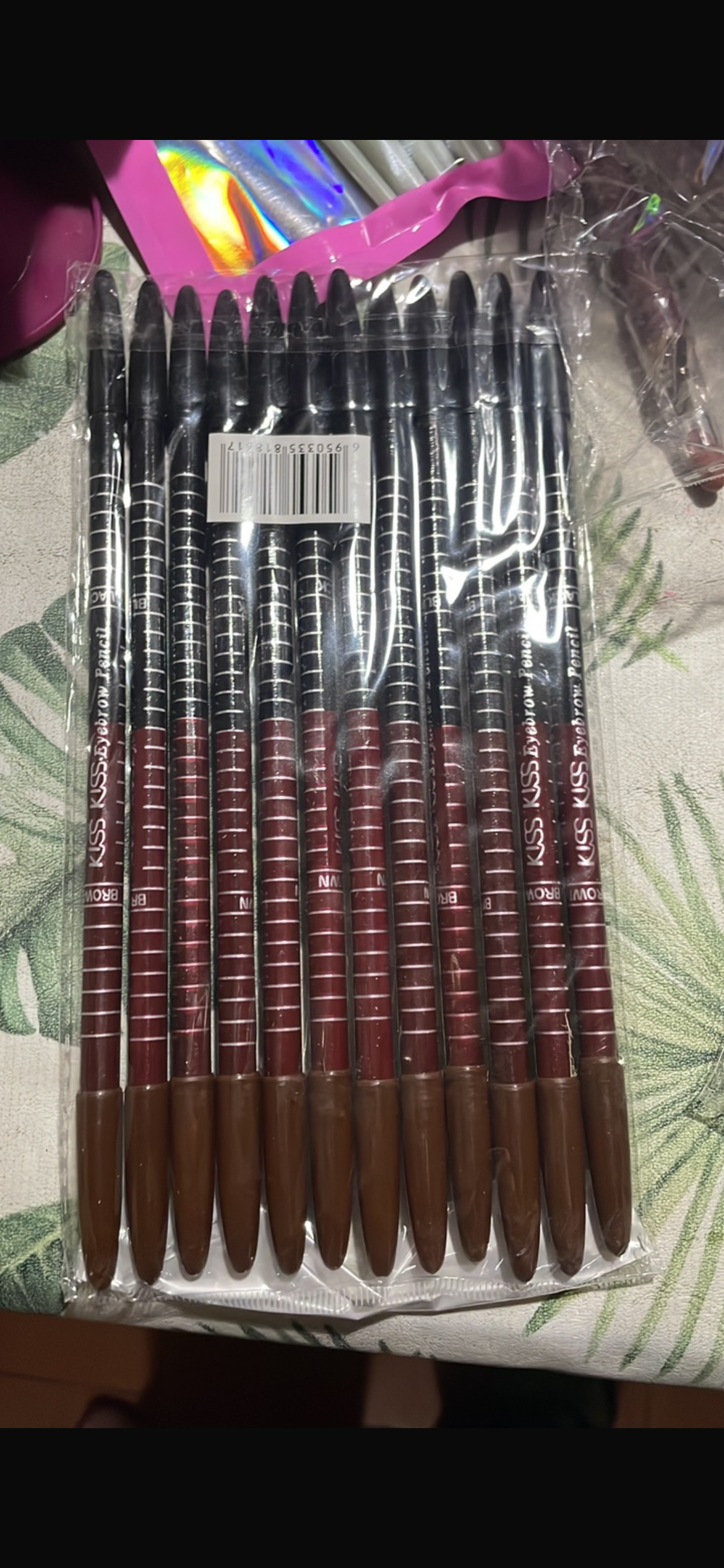 Lapiz delineador de ojos y labios duo negro y marrón